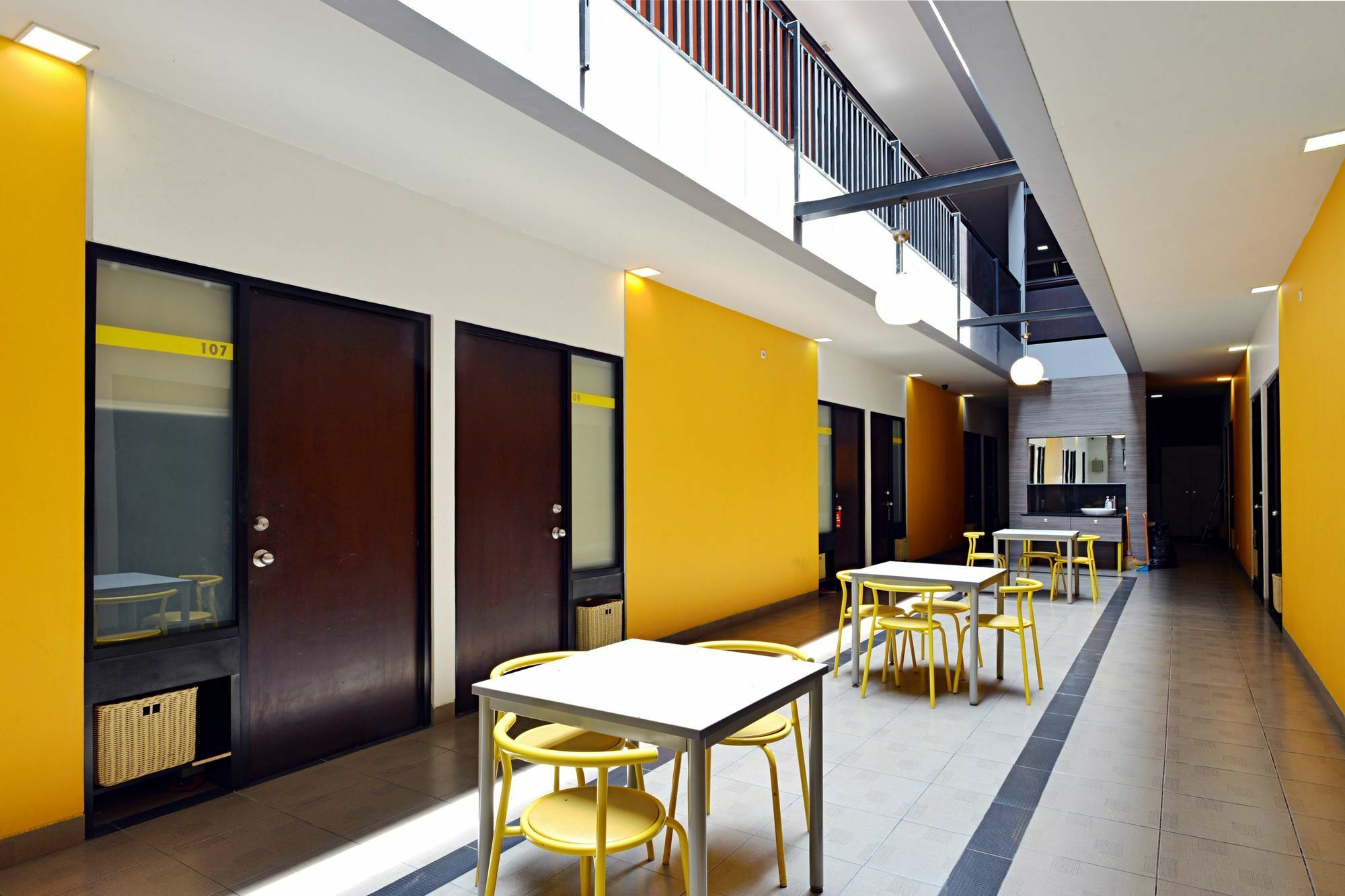 Zen Rooms Setiabudi Barat Yakarta Exterior foto